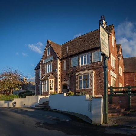 The Beacon & Railway Hotel สโตนเฮาส์ ภายนอก รูปภาพ