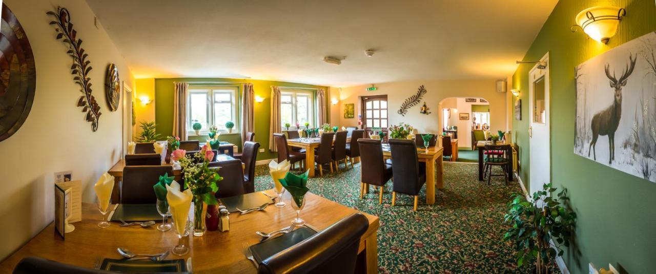 The Beacon & Railway Hotel สโตนเฮาส์ ภายนอก รูปภาพ